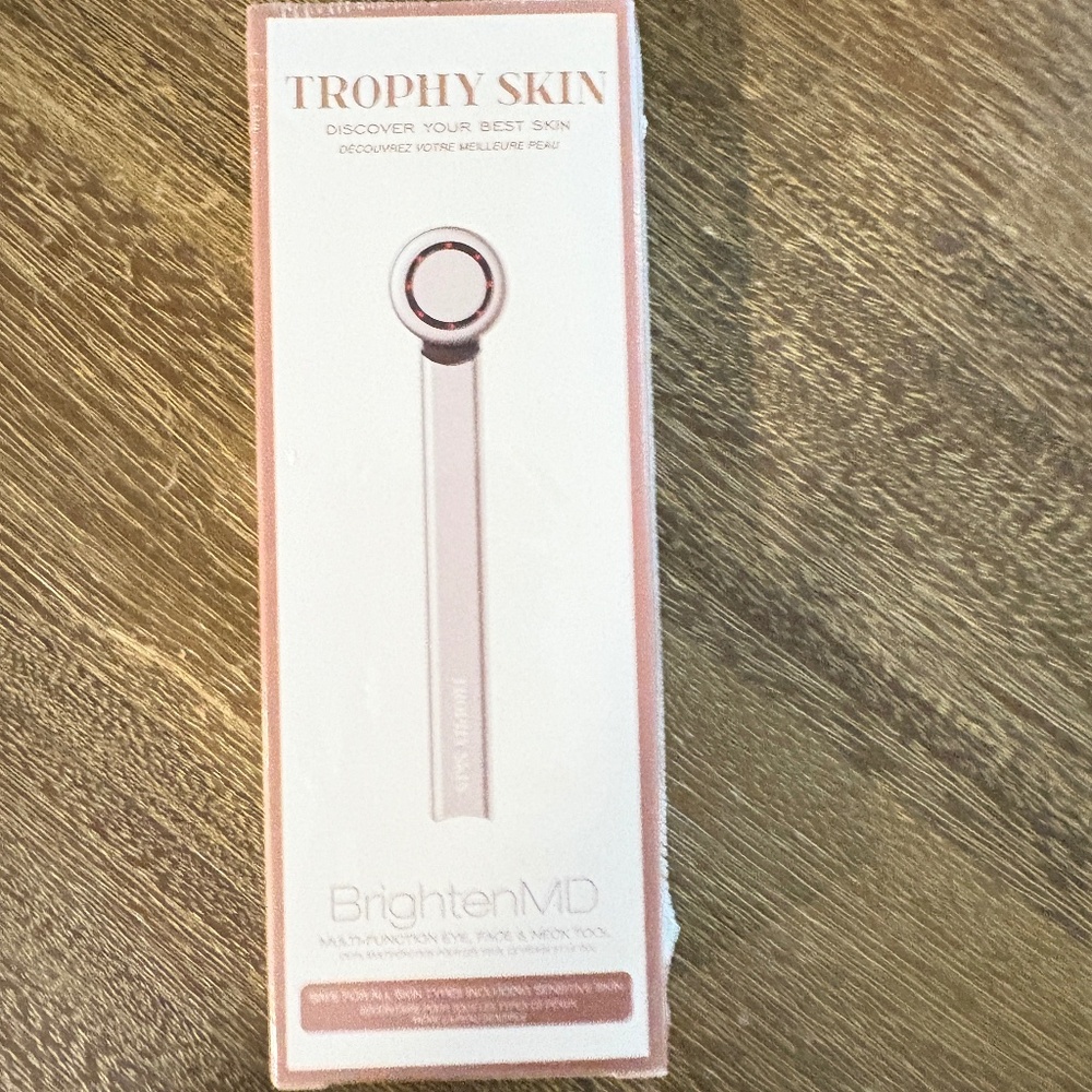 Trophy Skin BrightenMD 4-In-1 Portable Microcurrent Facial Device with Red Light